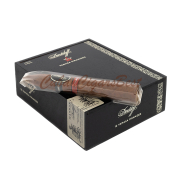 Davidoff  Yamasa Piramide